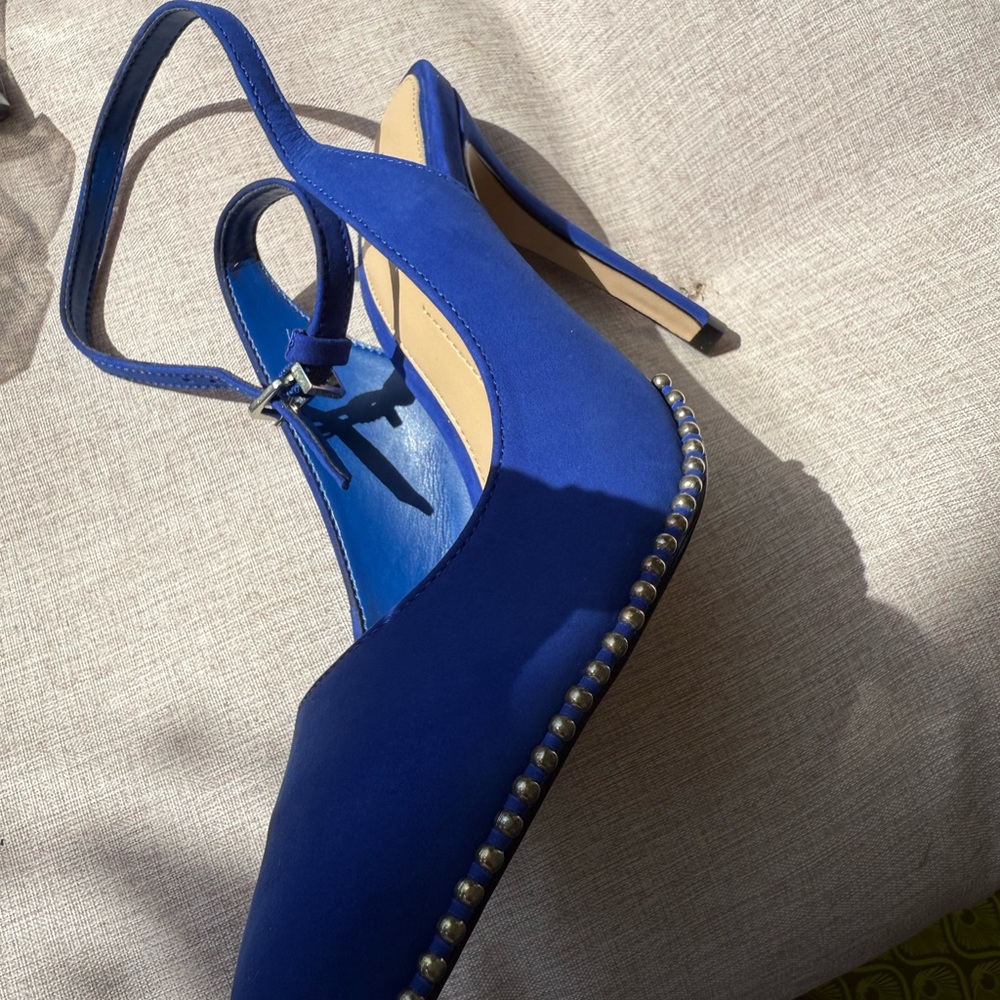 Gianni Bini Renatay Electric  Blue Suede Heels “SZ8” - Picture 3 of 12